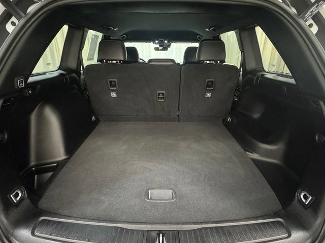 Used 2025 Bright White Jeep Altitude image 32