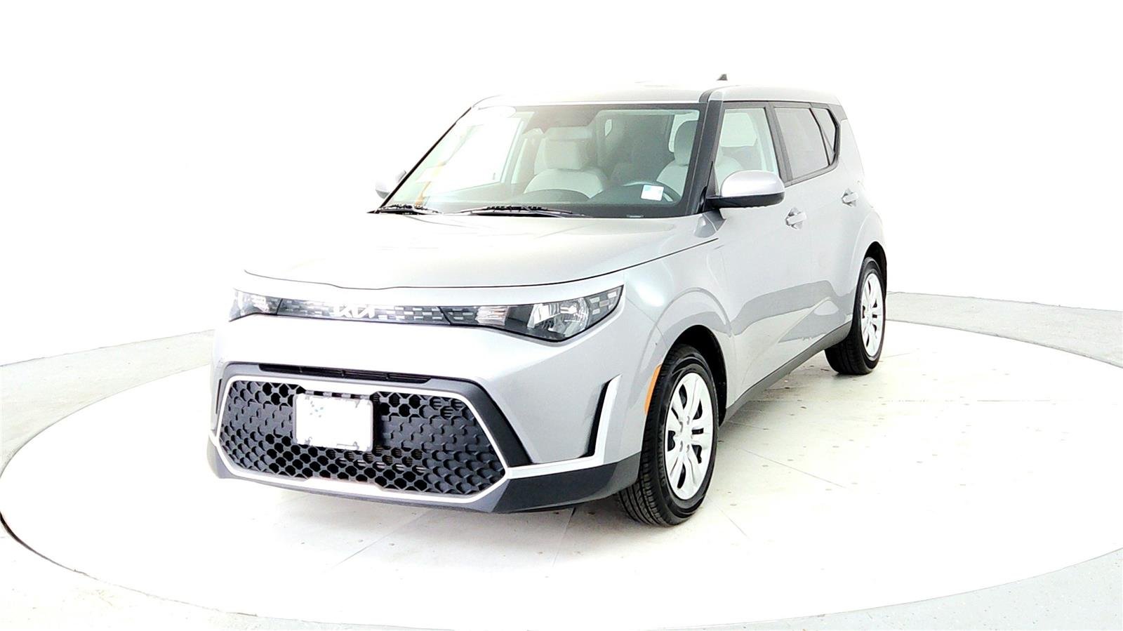 Used 2023 Kia Soul LX with VIN KNDJ23AU6P7869088 for sale in Woburn, MA