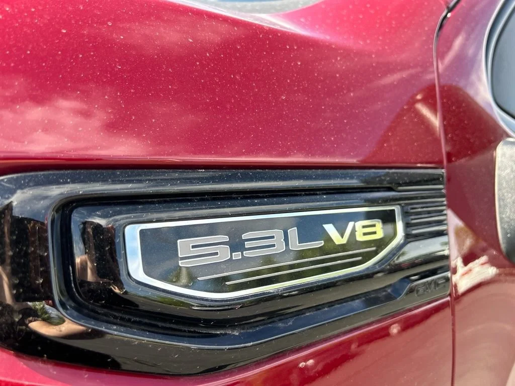 Used 2019  GMC Elevation image 13