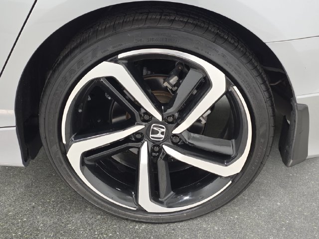 Used 2021 Silver Honda Sport image 31