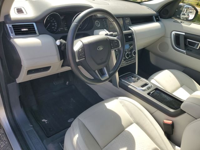 Used 2016 Silver Land Rover SE image 6