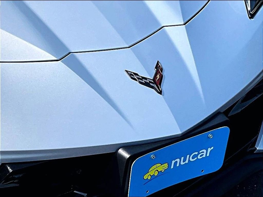 Used 2024 Silver Chevrolet Stingray image 26