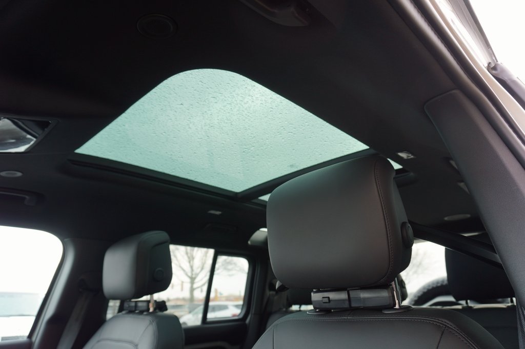 2026 LAND ROVER DEFENDER - Image 14