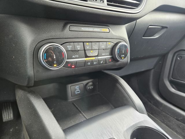 Used 2023 Iconic Silver Metallic Ford Active image 9