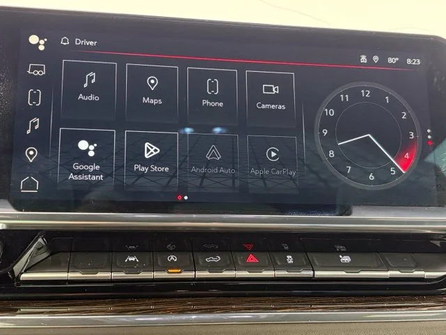 Used 2024  GMC SLE image 34