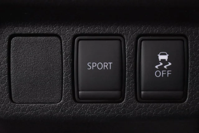 Used 2019 Black Nissan SR image 31