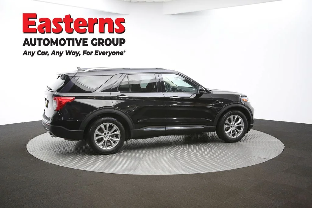 Used 2023 Black Ford Limited image 42