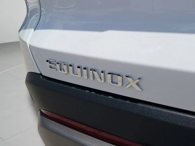 New 2026 Summit White Chevrolet LT image 34