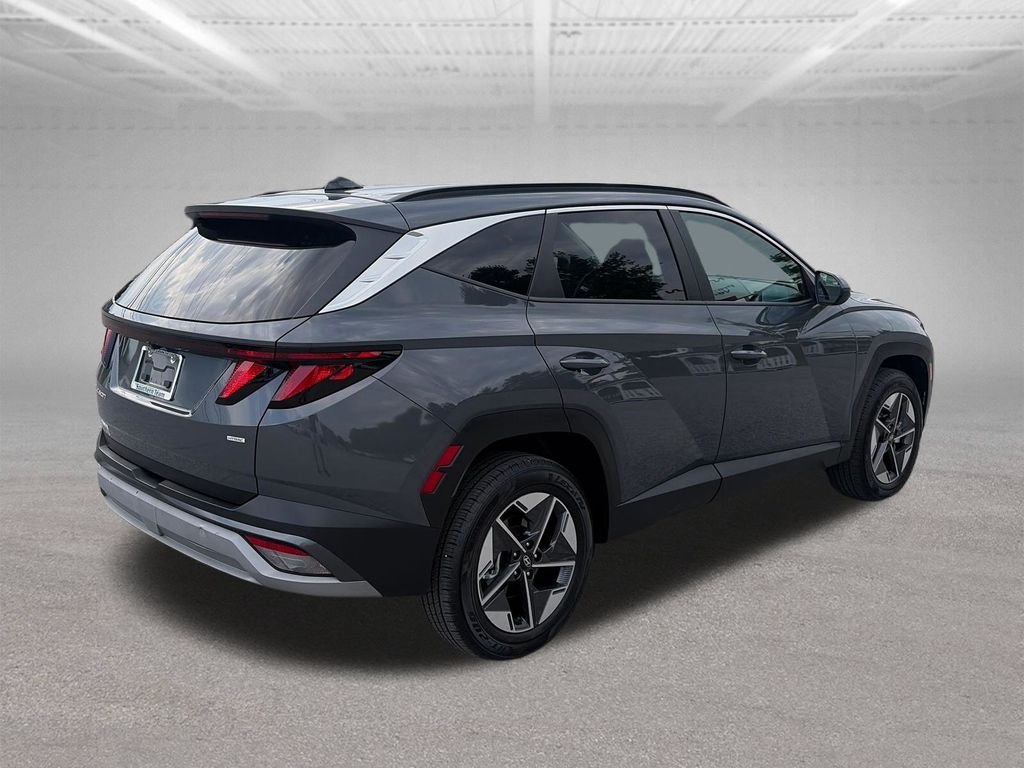 Used 2025 Gray Hyundai SEL image 6