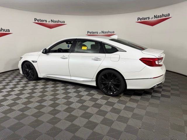 Certified Used 2018 Platinum White Pearl Honda Touring 2.0T image 3