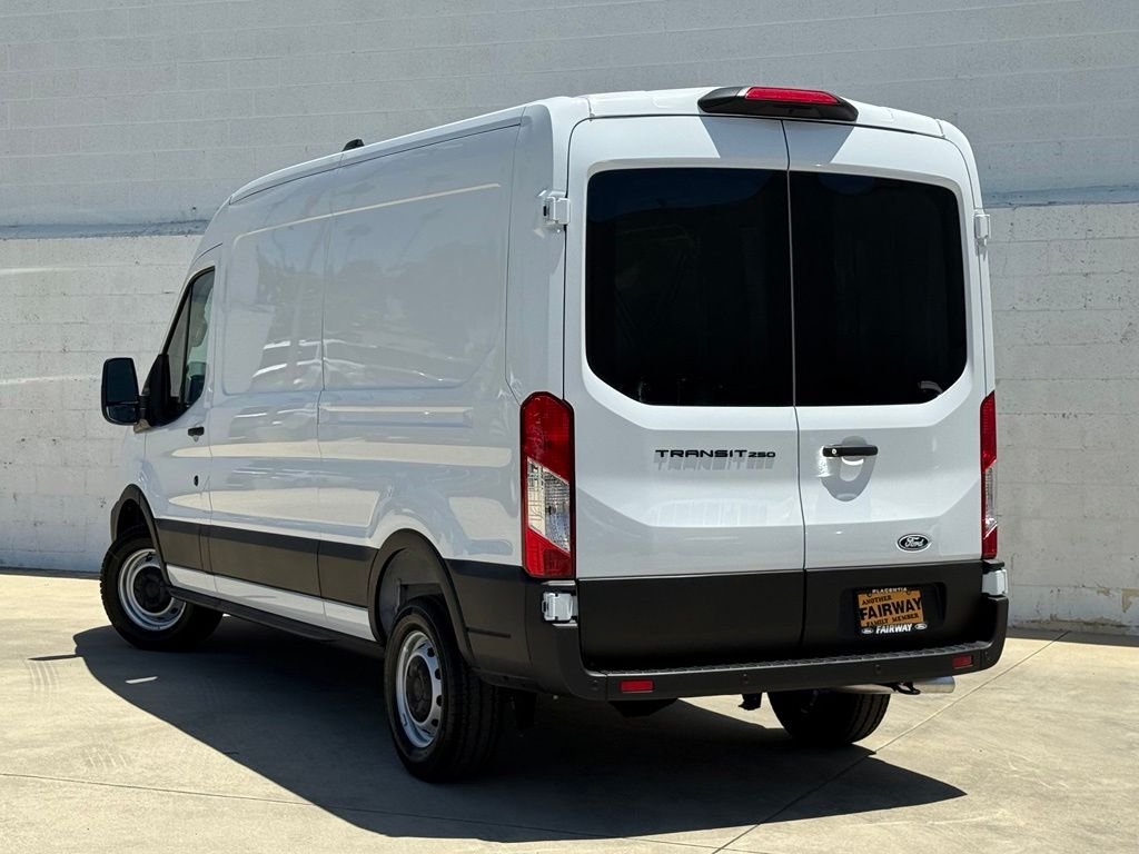 New 2026 Oxford White Ford Cargo Van image 4