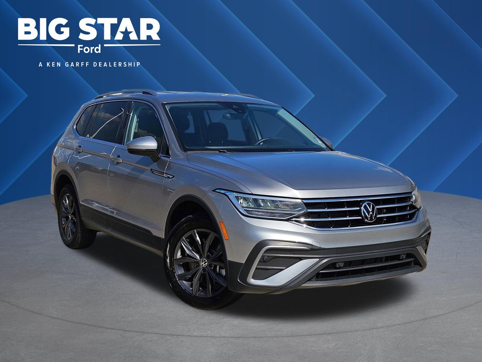2024 Volkswagen Tiguan 2.0T SE's photo