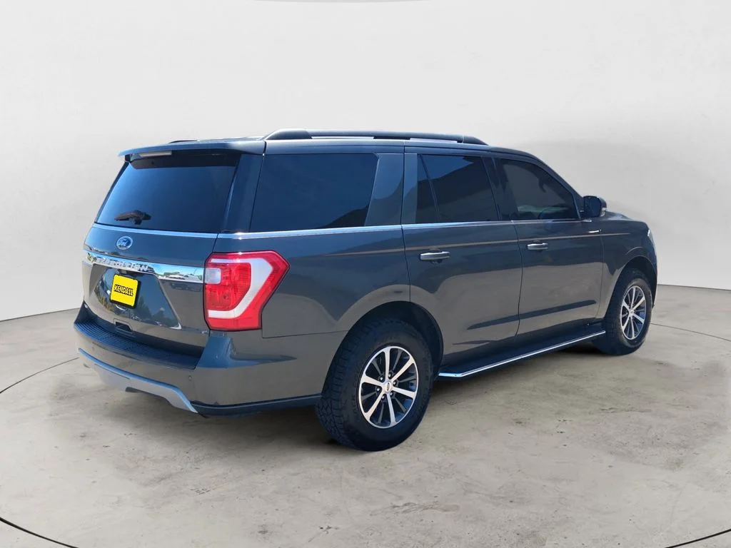 Used 2019 Gray Ford XLT image 5
