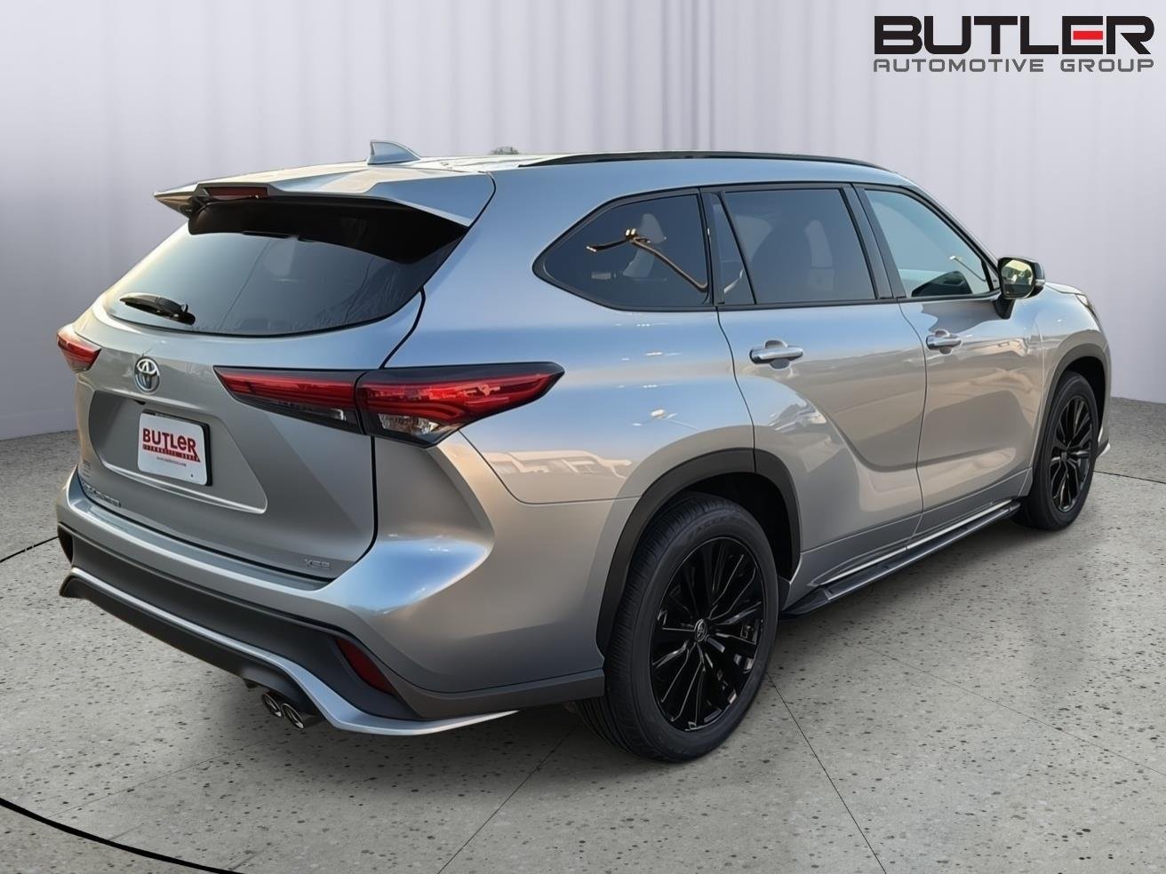 Used 2023 Celestial Silver Metallic Toyota XSE image 6