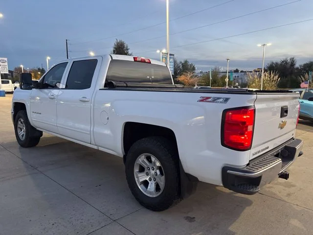 Used 2015 White Chevrolet LT image 9
