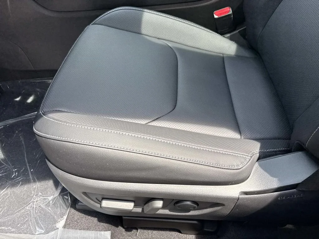 New 2026 Machine Gray Metallic Mazda 2.5 S Premium Plus AWD image 29