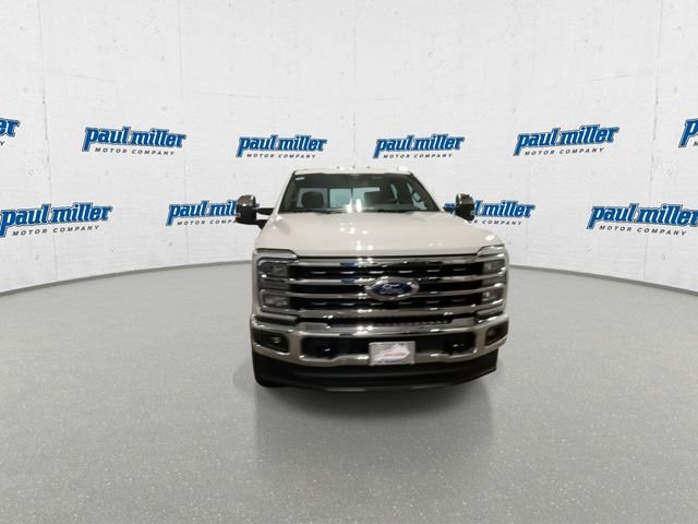 New 2025 Star White Metallic Tri-Coat Ford F-250® King Ranch® image 3