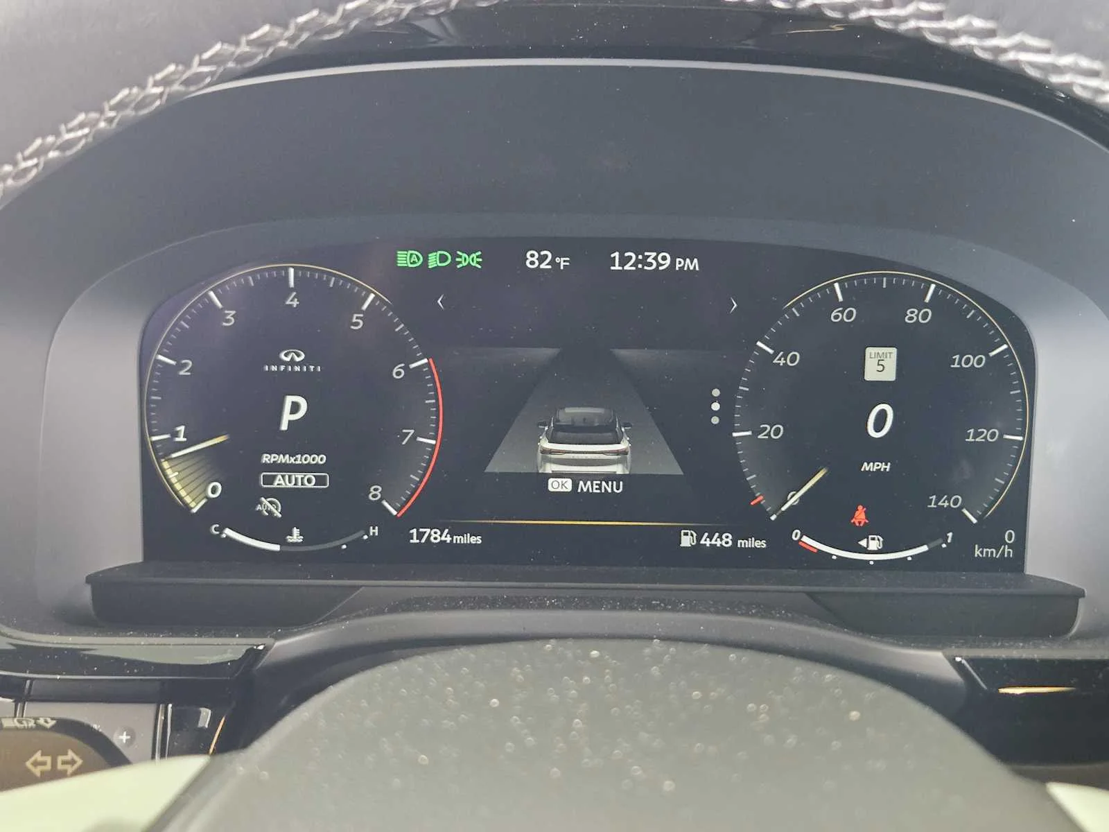 New 2026 2T RAD WHT INFINITI Sport AWD image 10