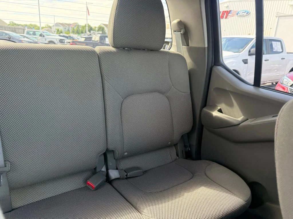 Used 2013 Blue Nissan SV image 55