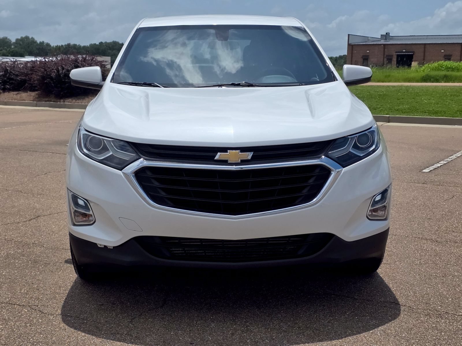 Used 2019 Chevrolet Equinox LT with VIN 2GNAXKEV2K6301080 for sale in Madison, MS