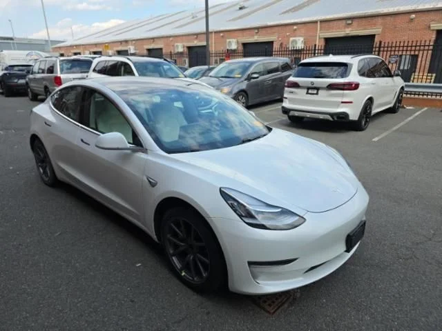 2020 Tesla Model 3 Long Range Dual Motor All-Wheel Drive's photo