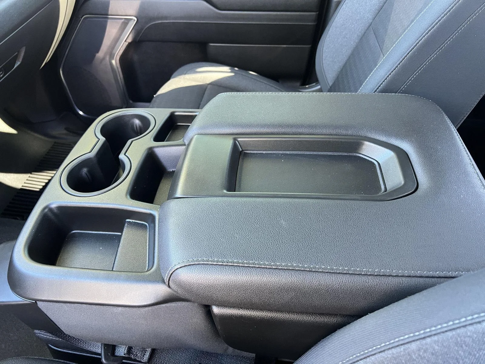 2024 GMC Sierra 1500 Elevation - Photo 28