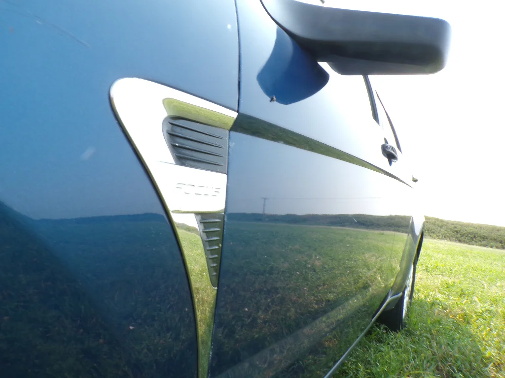 Used 2008 Vista Blue Clearcoat Metallic Ford SE image 9