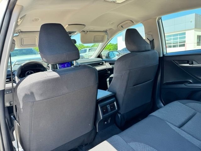 Used 2025 White Toyota LE image 29