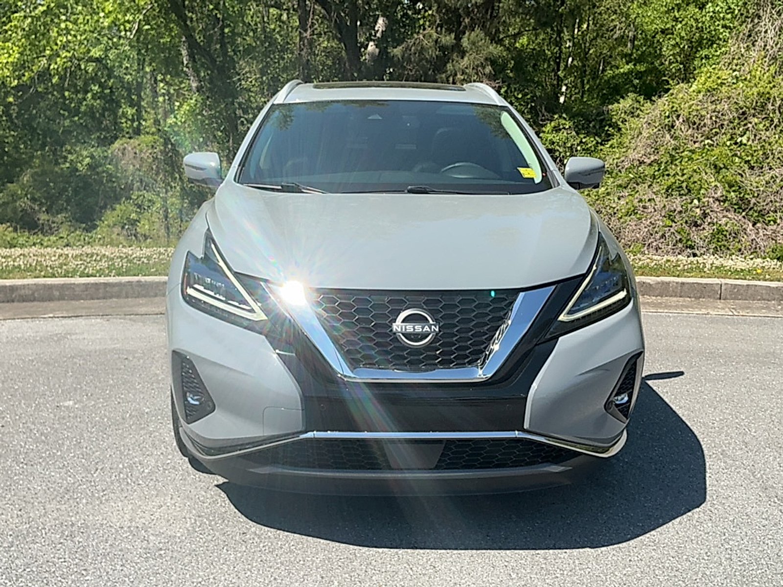 Used 2023 Boulder Gray Pearl Nissan Platinum FWD image 19