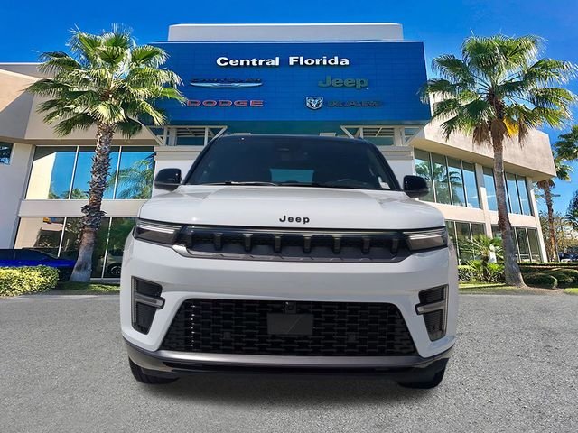 New 2026 Bright White Clear-Coat Exterior Paint Jeep Summit Reserve image 3