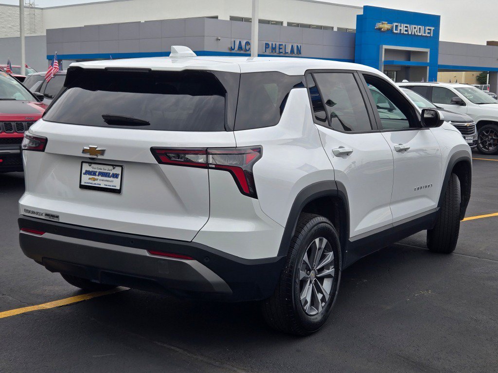 2025 Chevrolet Equinox LT - Photo 12