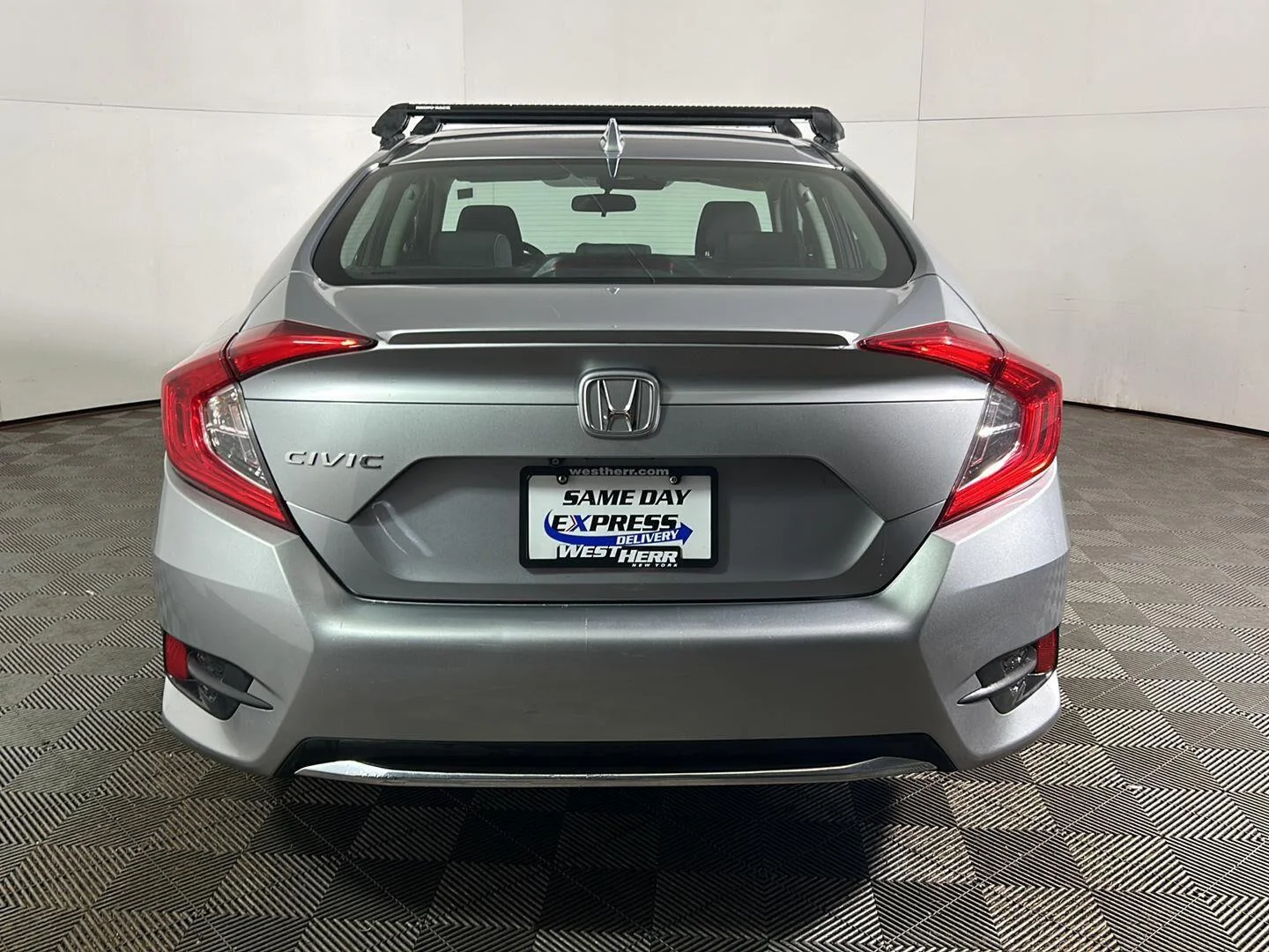 Used 2019 Lunar Silver Metallic Honda EX image 5