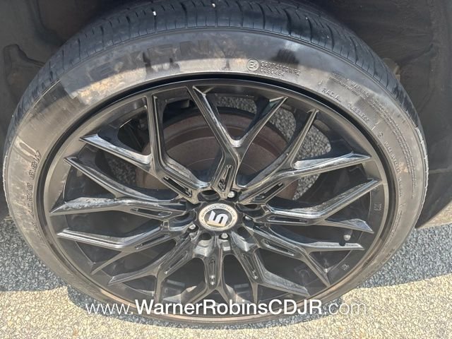 Used 2018 Black Toyota LE image 3