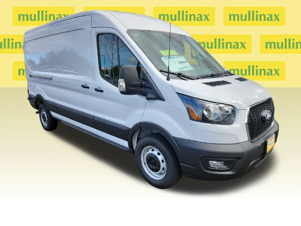 New 2027 White Ford Base image 1