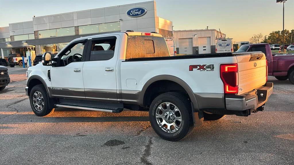 Used 2022 White Ford Lariat image 5