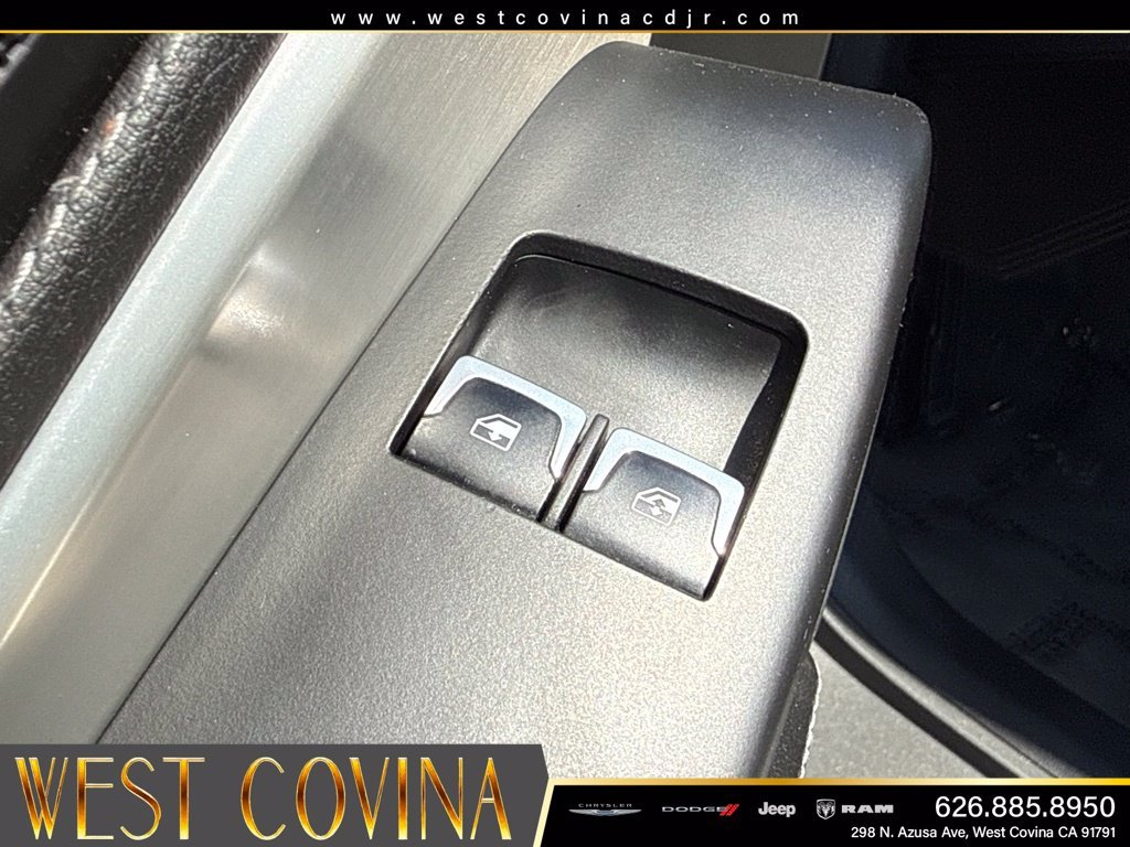 Used 2015 Gray Chevrolet Stingray image 23