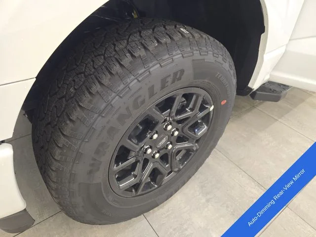 New 2026 Oxford White Ford XLT image 44