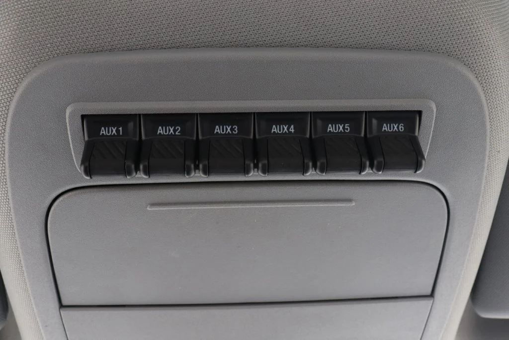 Used 2023 Oxford White Ford XL image 20
