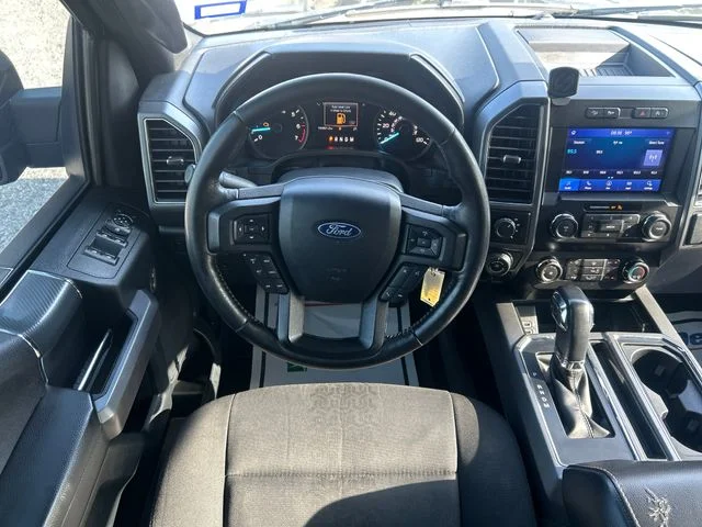 Used 2019 Black Metallic Ford XLT image 13