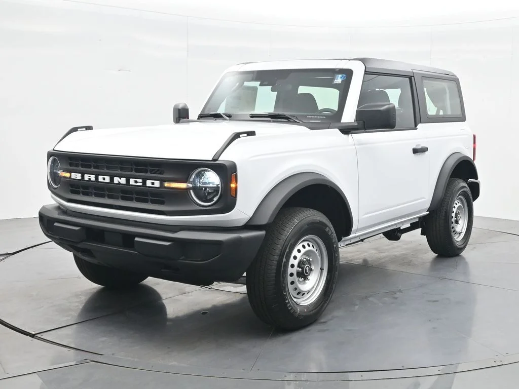 New 2026 Oxford White Ford Base image 1