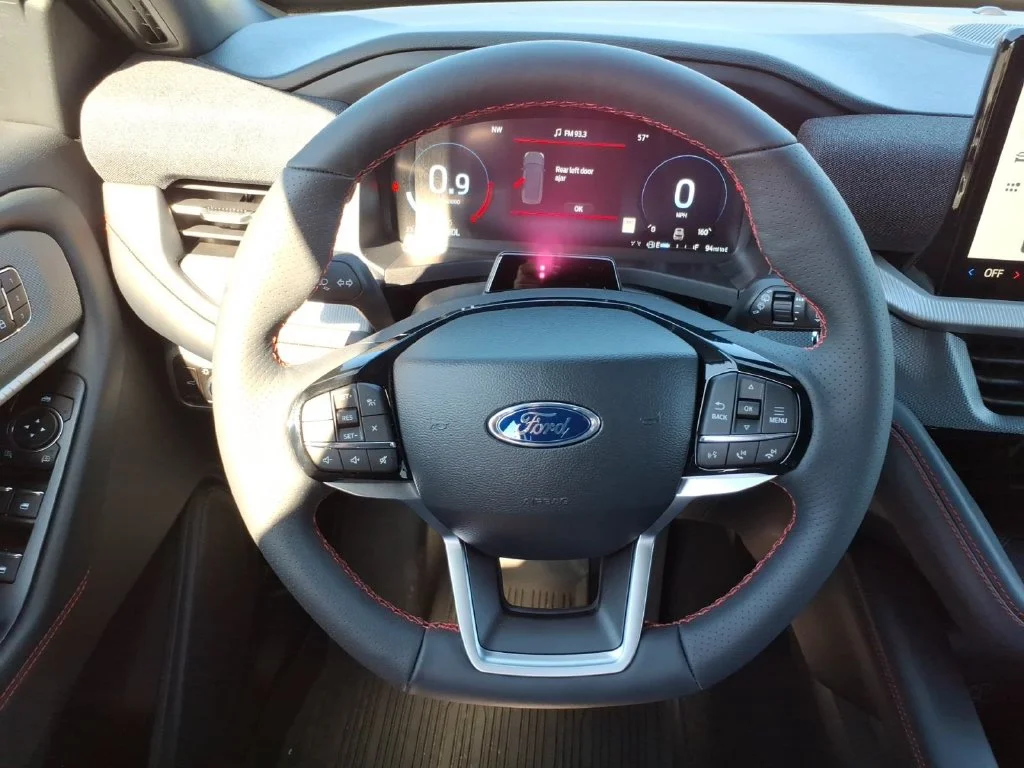 2026 Ford Explorer ST-Line - Photo 20