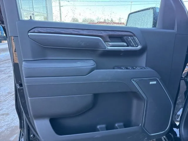 New 2026 Onyx Black GMC SLT image 11
