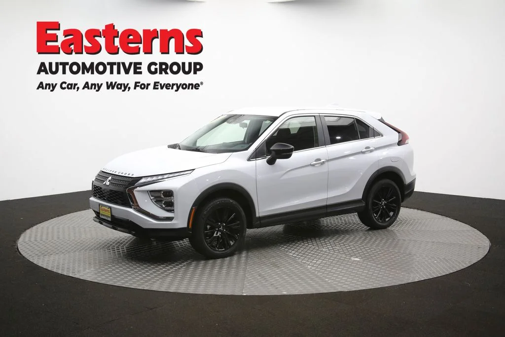 Used 2024 White Mitsubishi LE image 55