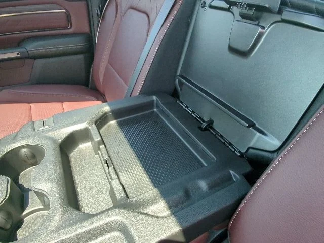 2026 RAM 1500 Limited - Photo 35