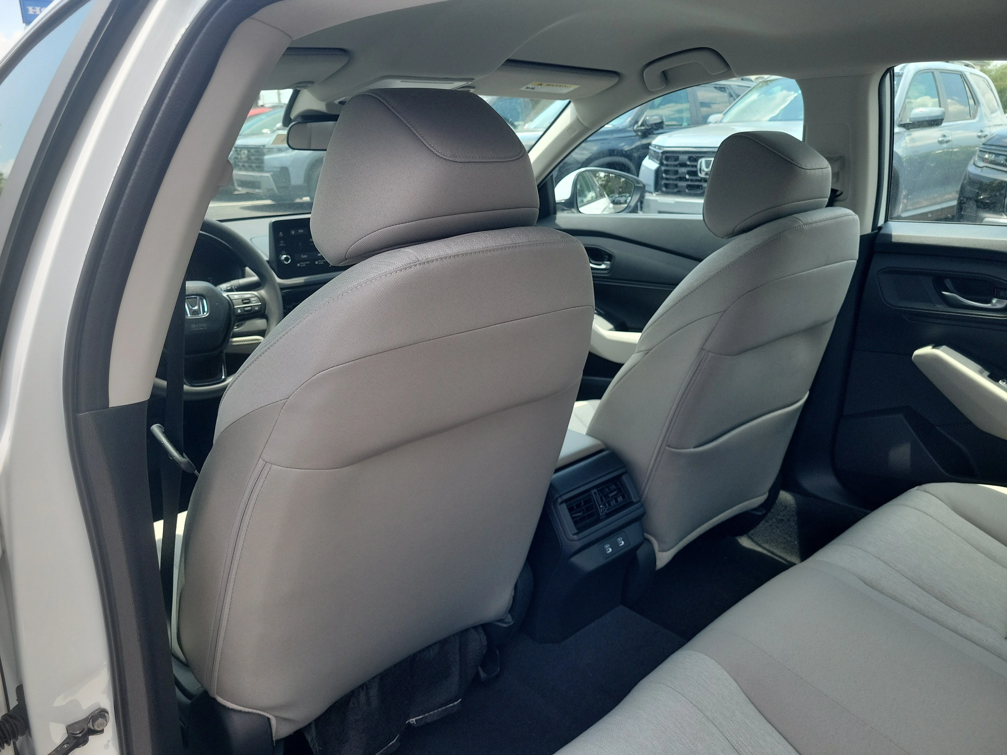 New 2026 Platinum White Pearl Honda LX image 13