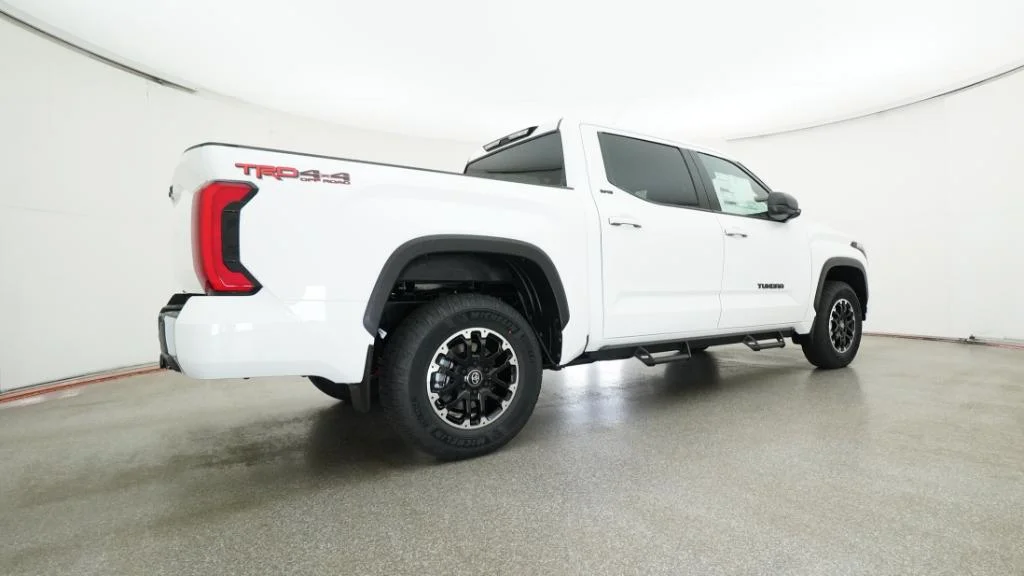 New 2026 Ice Cap Toyota SR5 image 28