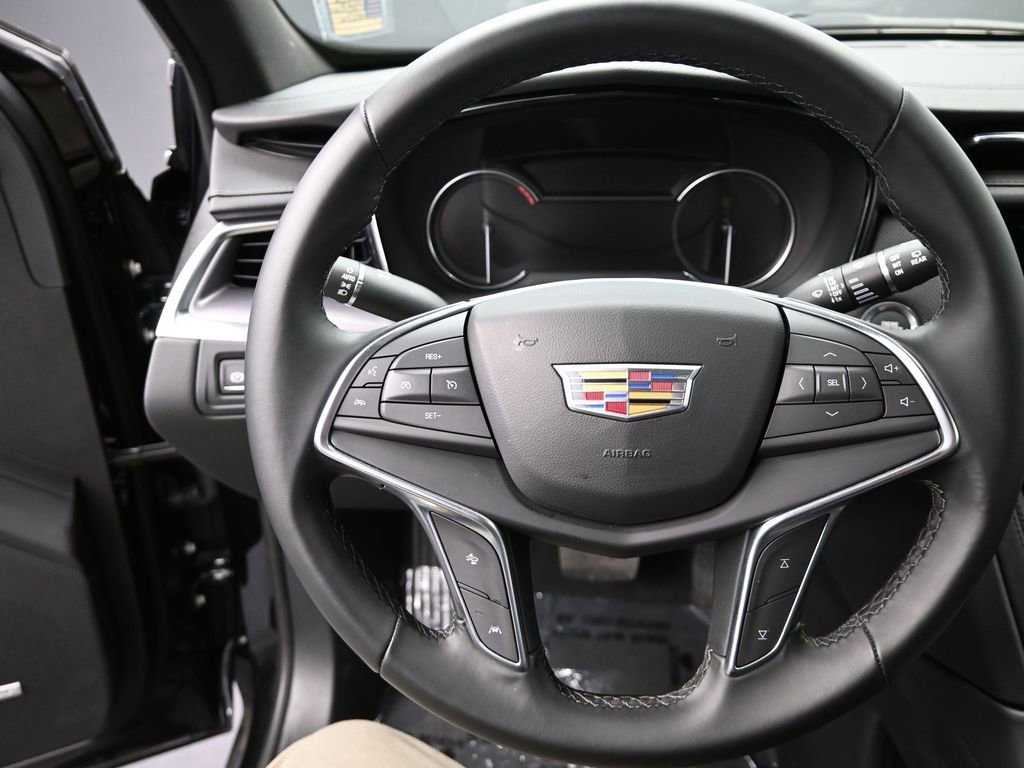 2025 Cadillac XT5 Luxury - Photo 11