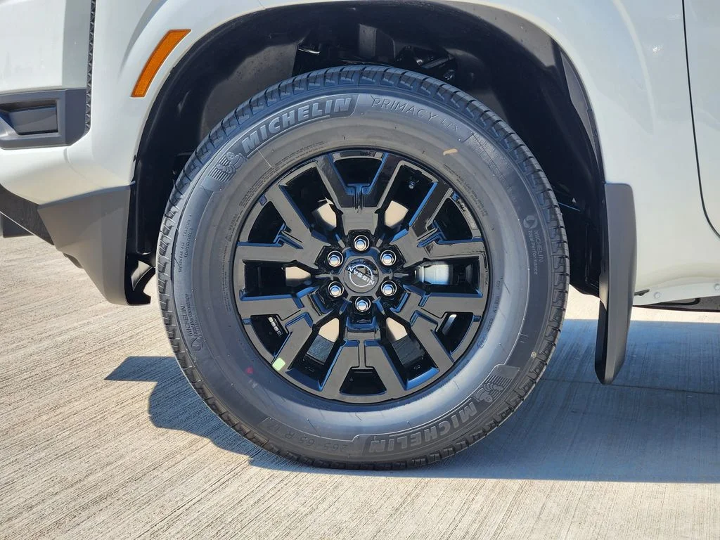 New 2027 White Nissan SV image 10
