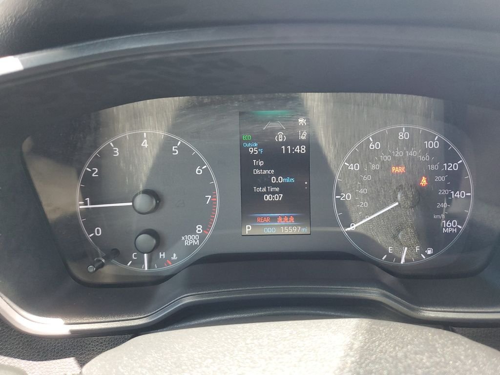 2025 Toyota Corolla SE - Photo 21