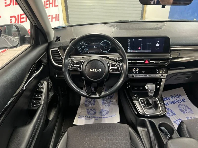 Used 2024 Gray Kia X-Line image 31